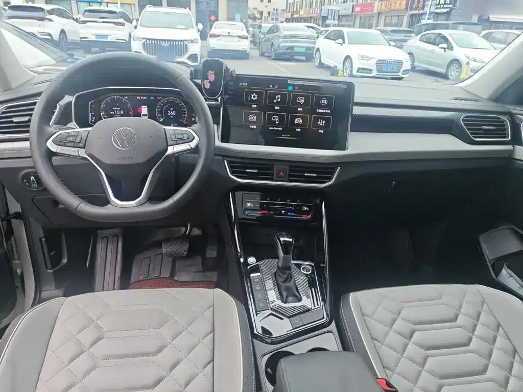 Tayron 2025 Popular Edition 330TSI — миниатюра 6