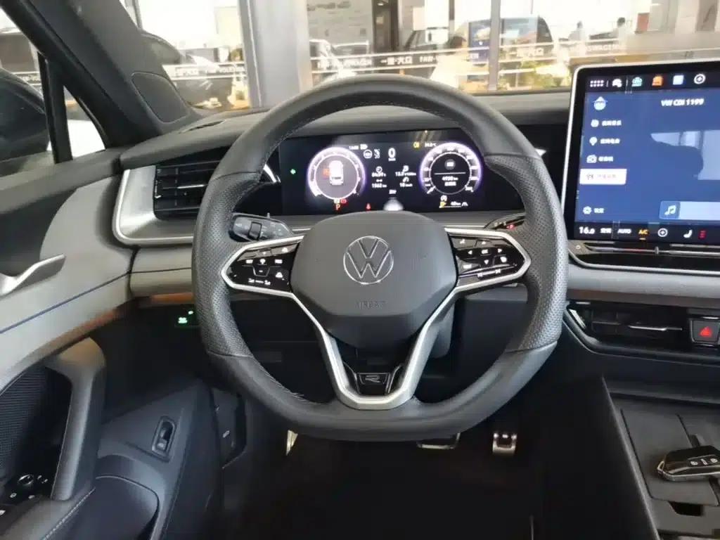 Tayron 2025 Model, Tayron L 380TSI 4WD Luxury Easy Package — миниатюра 11