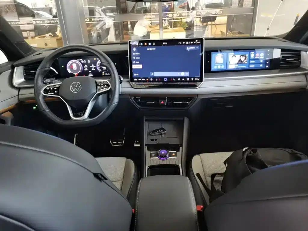 Tayron 2025 Model, Tayron L 380TSI 4WD Luxury Easy Package — миниатюра 10