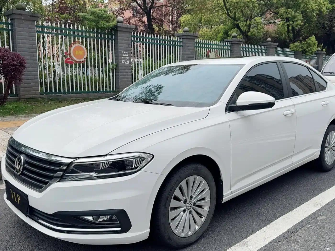 2019 Volkswagen Lavida 1.5L Automatic Comfort Edition (China VI Emission Standard) — миниатюра 2