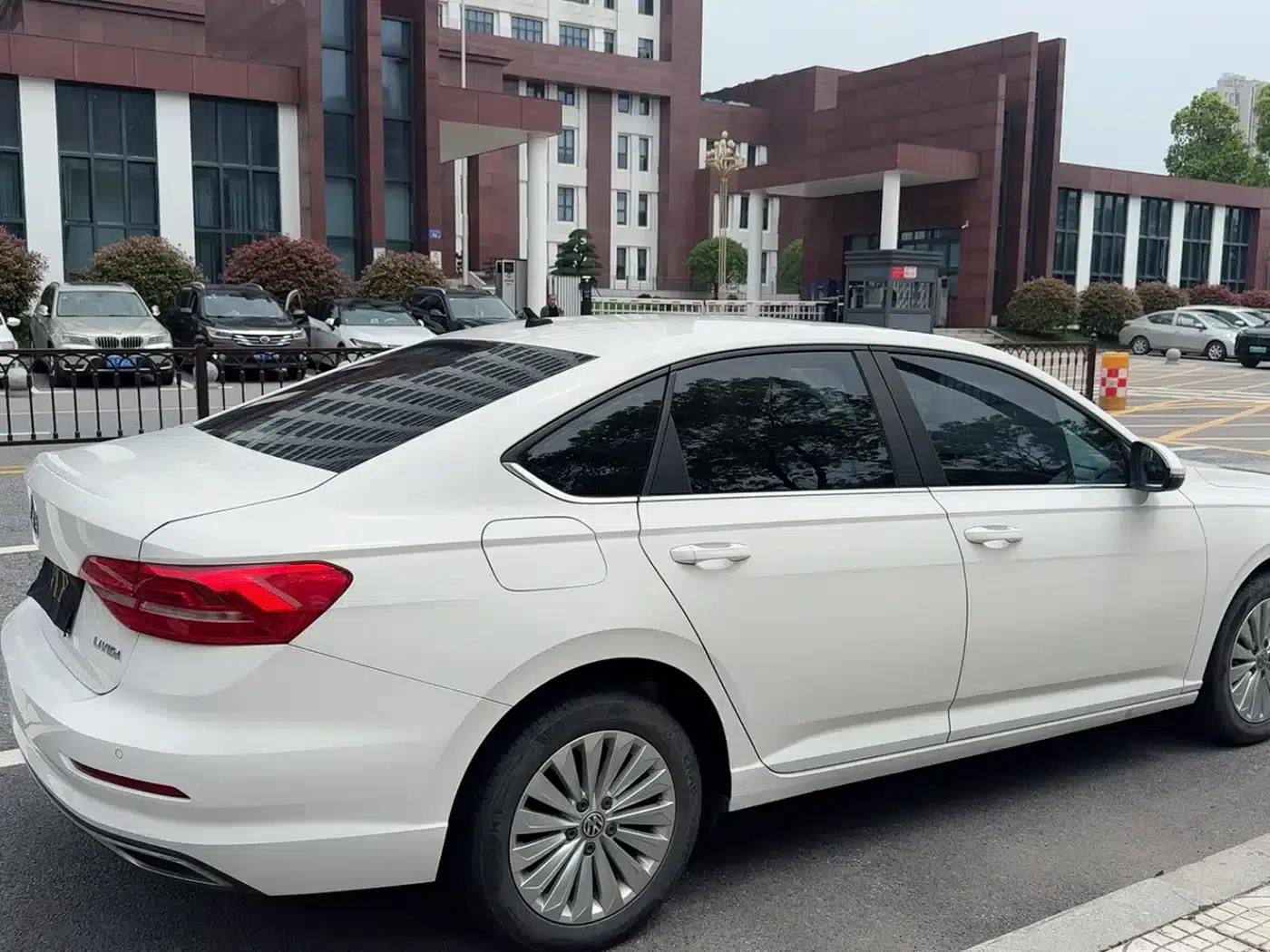 2019 Volkswagen Lavida 1.5L Automatic Comfort Edition (China VI Emission Standard) — миниатюра 7