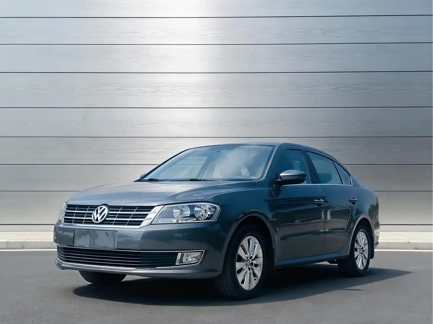 2013 Volkswagen Lavida Facelift 1.4TSI DSG Comfort Edition — миниатюра 1
