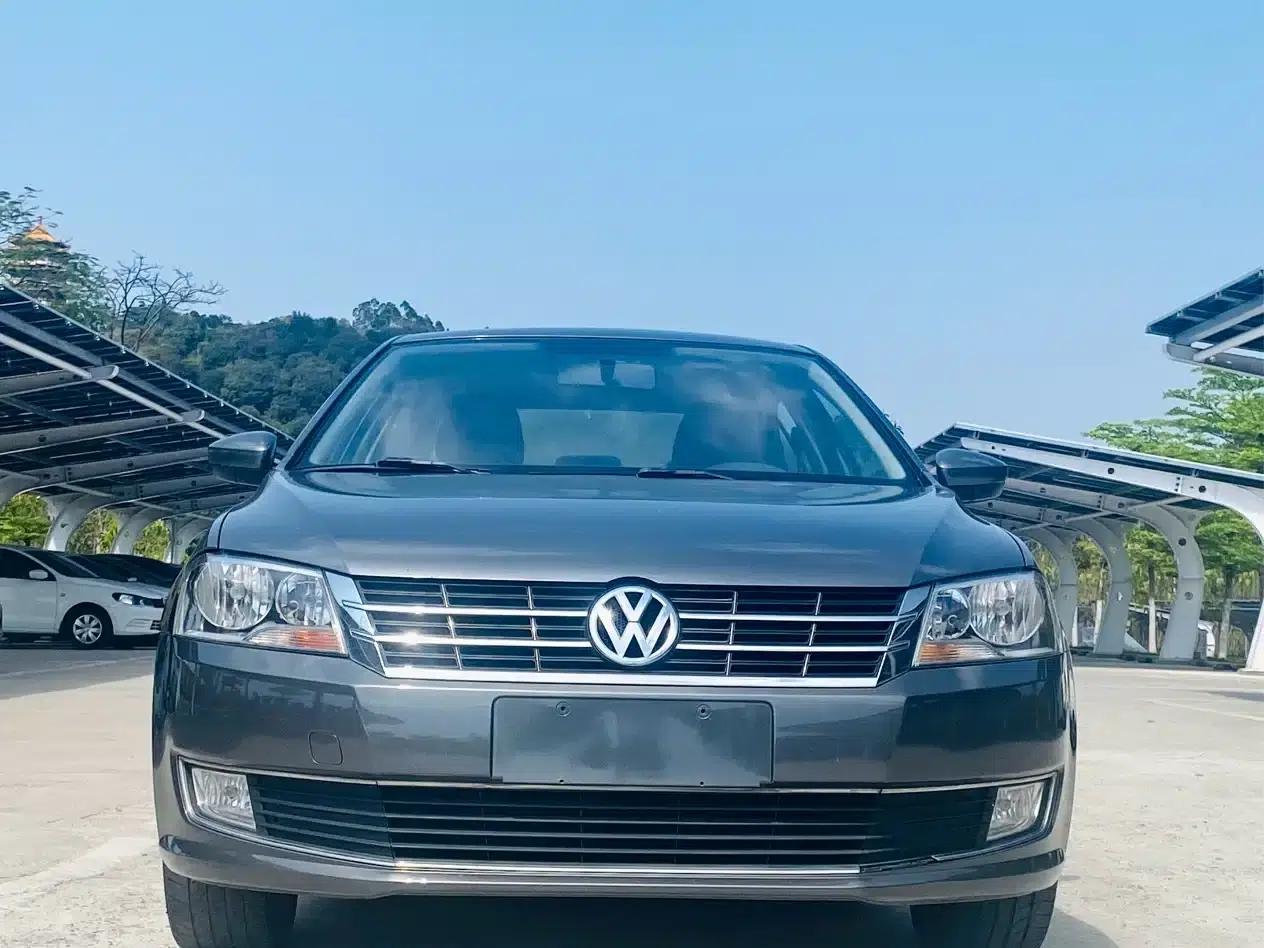 2013 Volkswagen Lavida Facelift 1.4TSI DSG Comfort Edition — миниатюра 2
