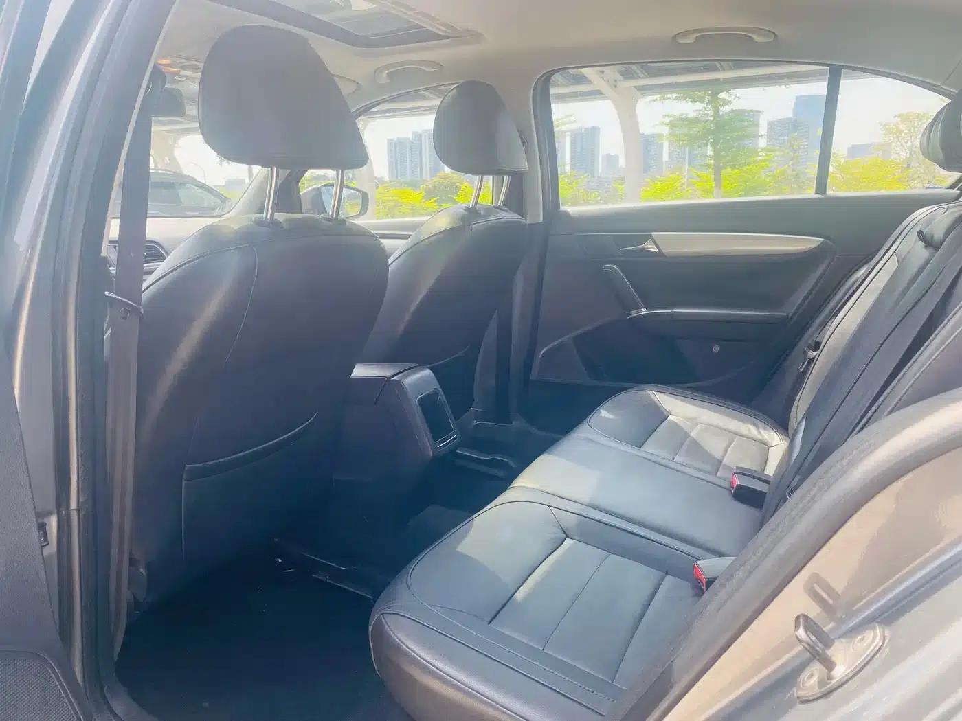 2013 Volkswagen Lavida Facelift 1.4TSI DSG Comfort Edition — миниатюра 13
