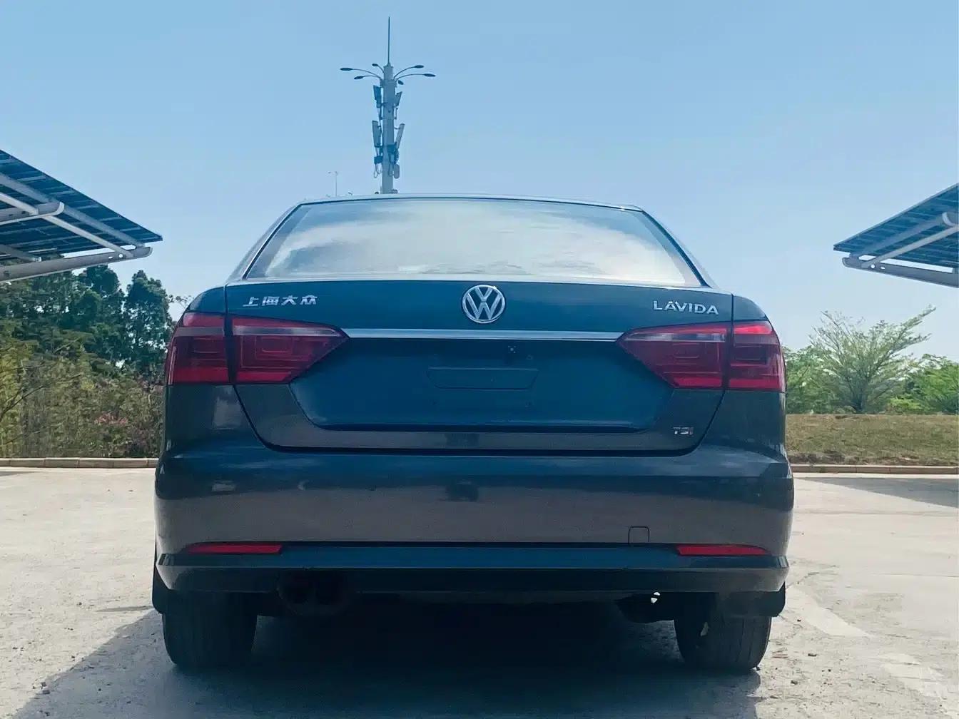 2013 Volkswagen Lavida Facelift 1.4TSI DSG Comfort Edition — миниатюра 6