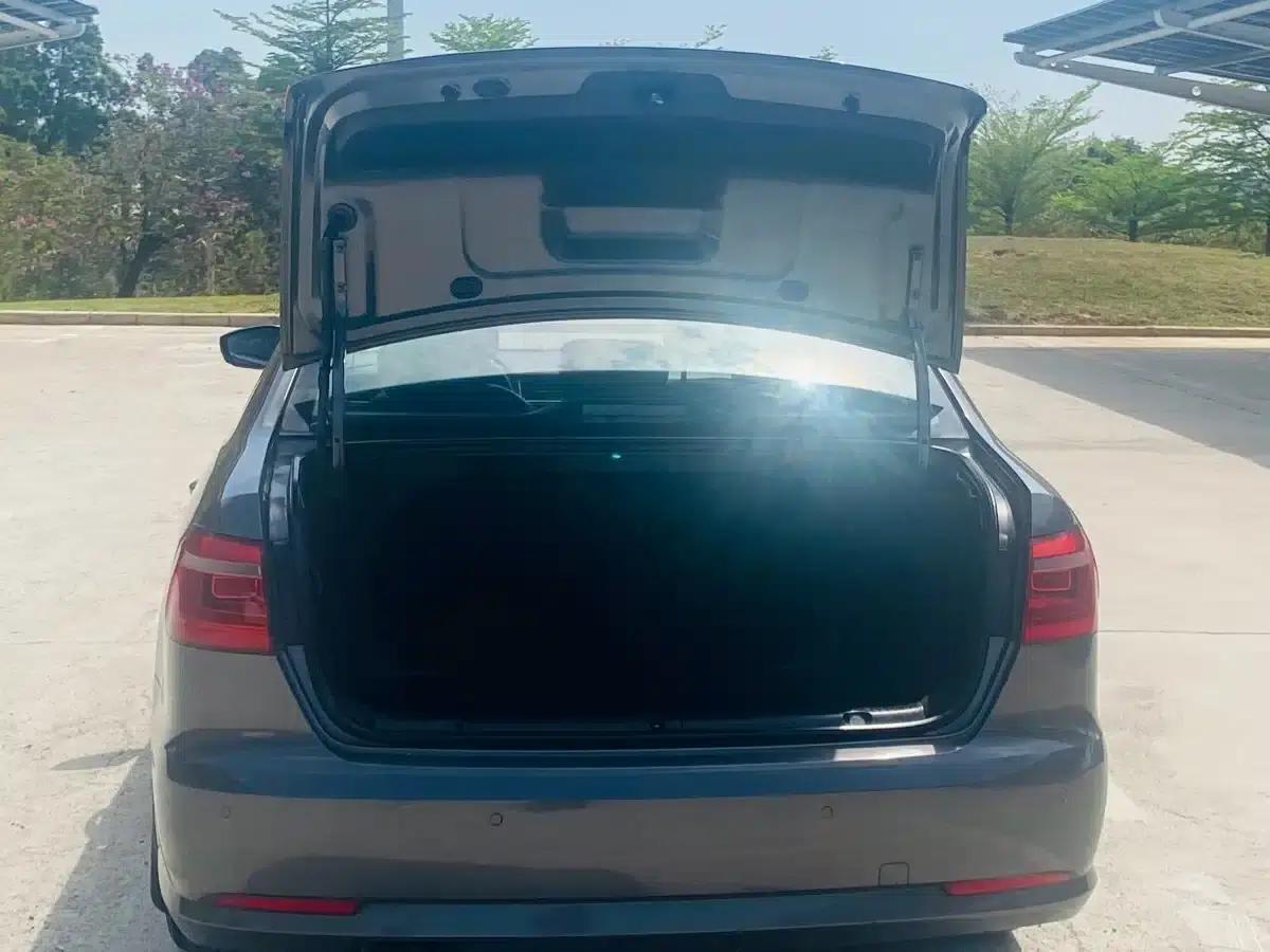 2013 Volkswagen Lavida Facelift 1.4TSI DSG Comfort Edition — миниатюра 8