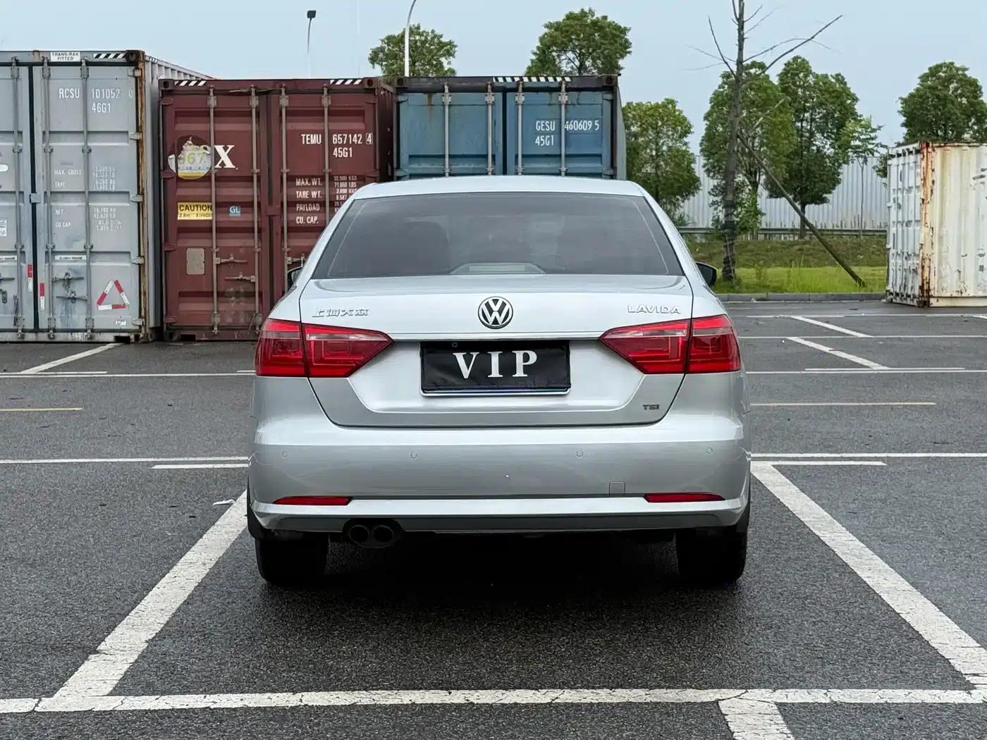 2013 Volkswagen Lavida Facelift 1.4TSI DSG Comfort Edition — миниатюра 5