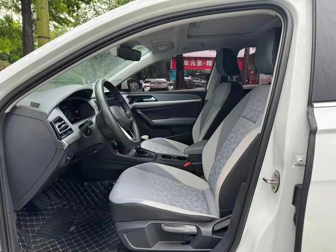 2024 Volkswagen Lavida 300TSI DSG Full Comfort Edition — миниатюра 8