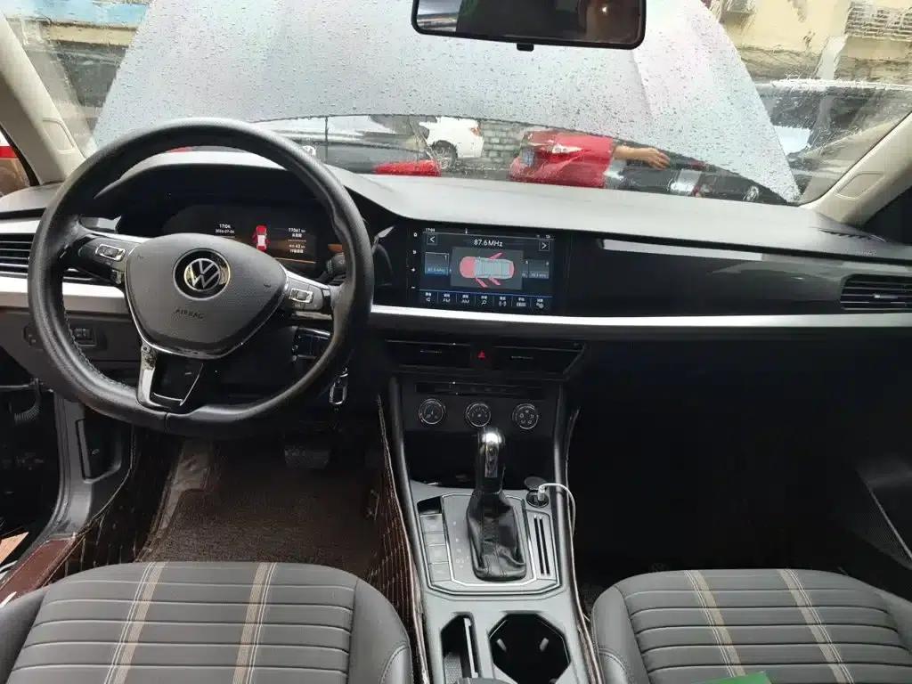2021 Volkswagen Lavida 280TSI DSG Comfort Edition — миниатюра 5