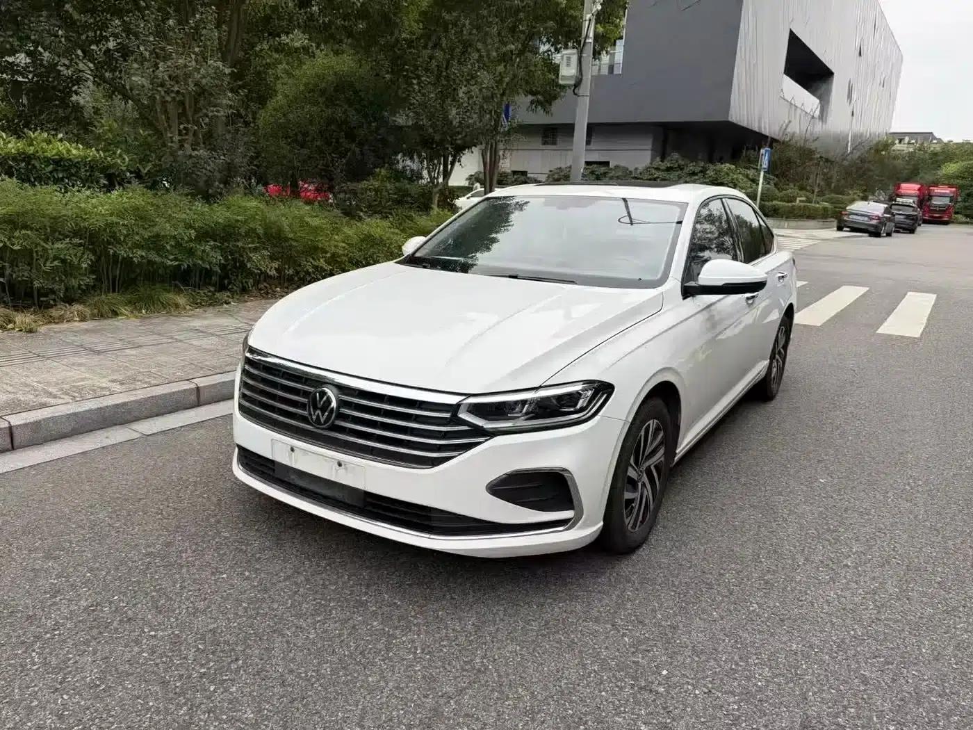 2022 Volkswagen Lavida 1.5L Automatic Fashion Edition — миниатюра 1