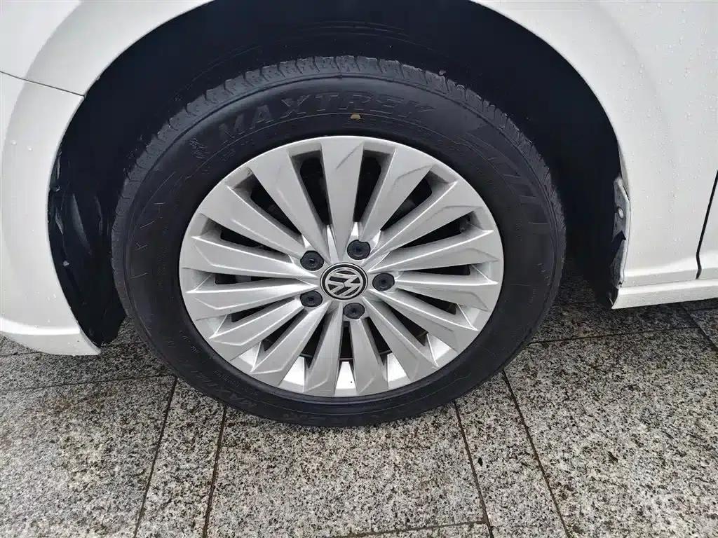 2019 Volkswagen Lavida 1.5L Automatic Comfort Edition (China VI Emission Standard) — миниатюра 17