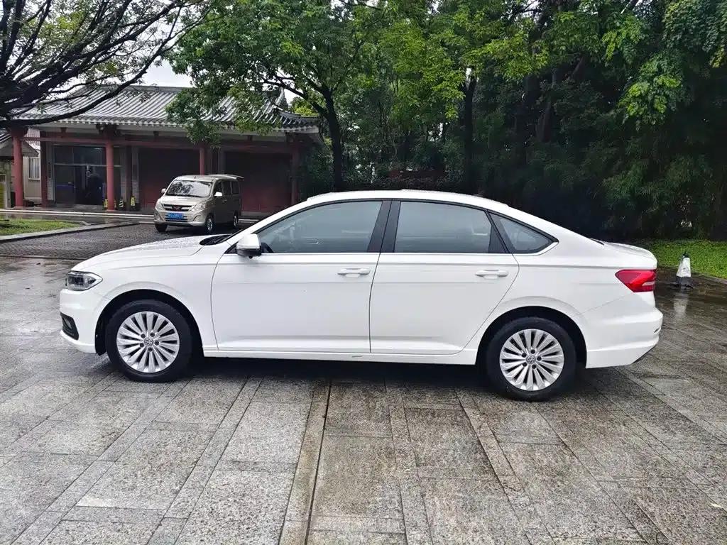 2019 Volkswagen Lavida 1.5L Automatic Comfort Edition (China VI Emission Standard) — миниатюра 4
