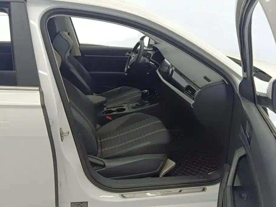 2021 Volkswagen Lavida 280TSI DSG Comfort Edition — миниатюра 8