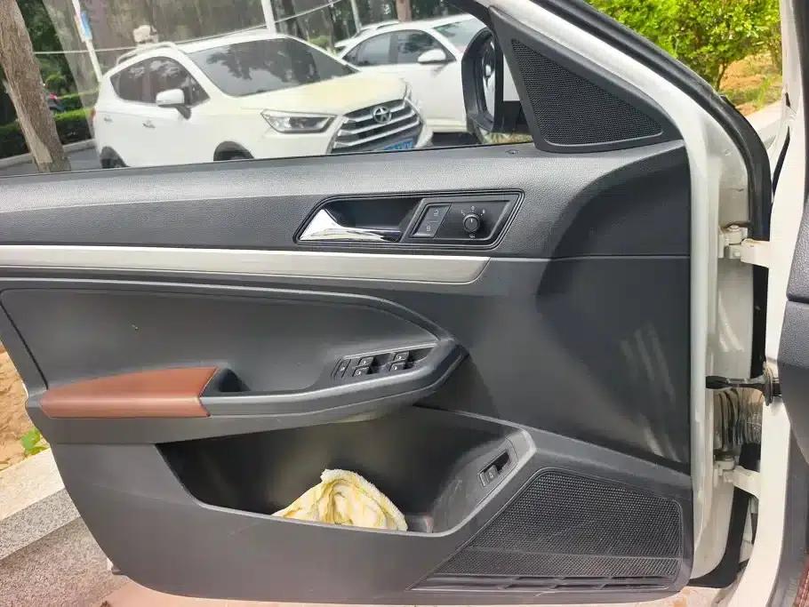 2019 Volkswagen Lavida, Lavida Qihang 1.5L Automatic Comfort Edition (National VI Emission Standard) — миниатюра 7