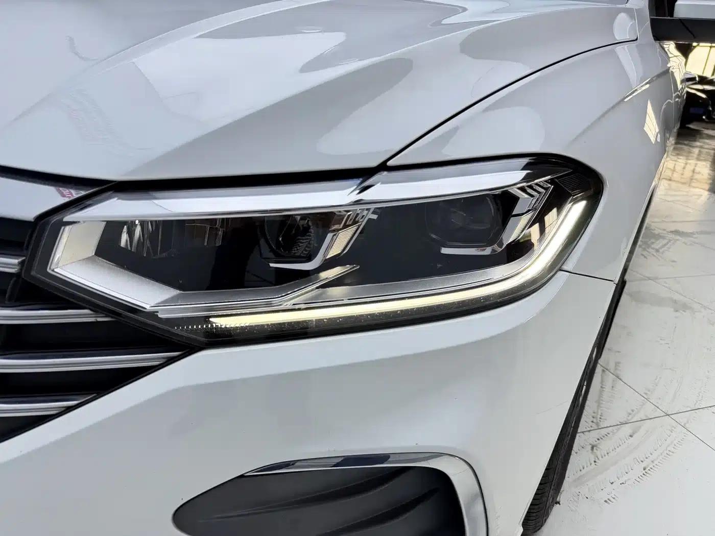 2023 Volkswagen Lavida 1.5L Automatic Comfort Edition — миниатюра 7