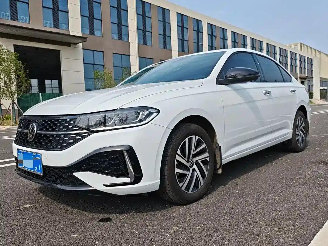 Lavida 2024 300TSI DSG Starry Sky Leading Edition — миниатюра 1