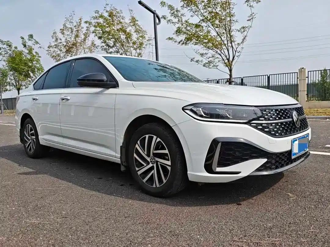 Lavida 2024 300TSI DSG Starry Sky Leading Edition — миниатюра 3