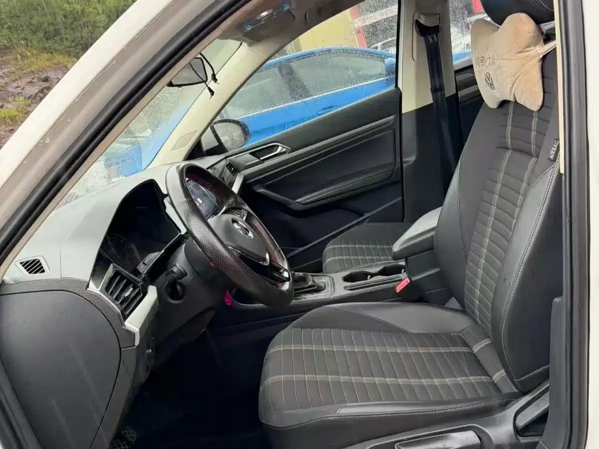 2021 Volkswagen Lavida 280TSI DSG Comfort Edition — миниатюра 4