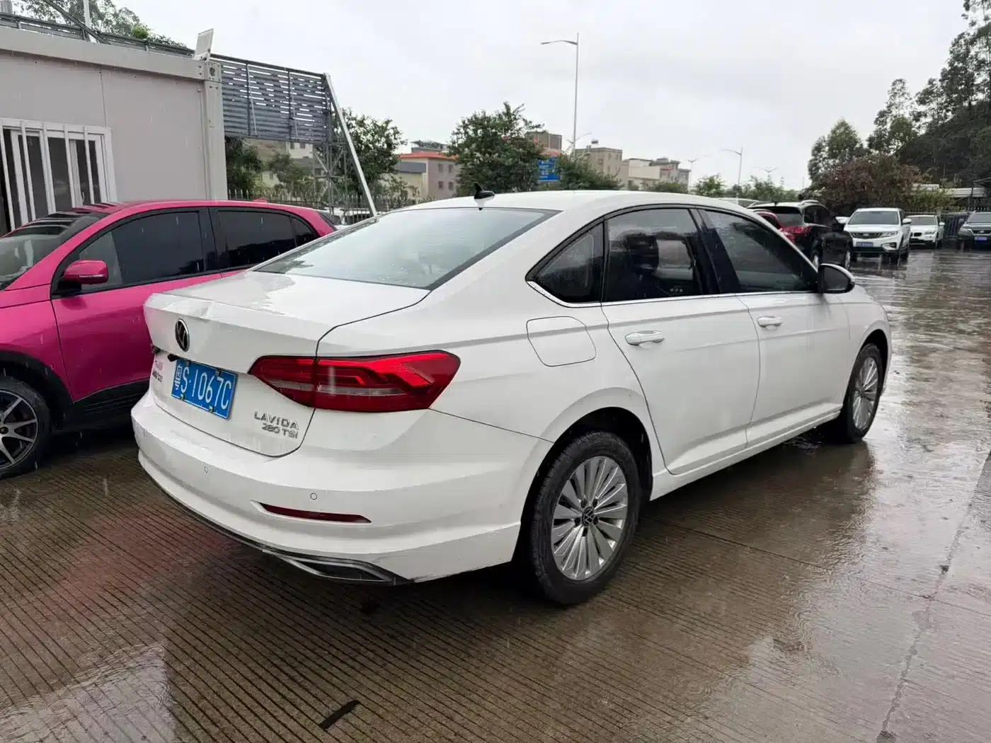 2021 Volkswagen Lavida 280TSI DSG Comfort Edition — миниатюра 9
