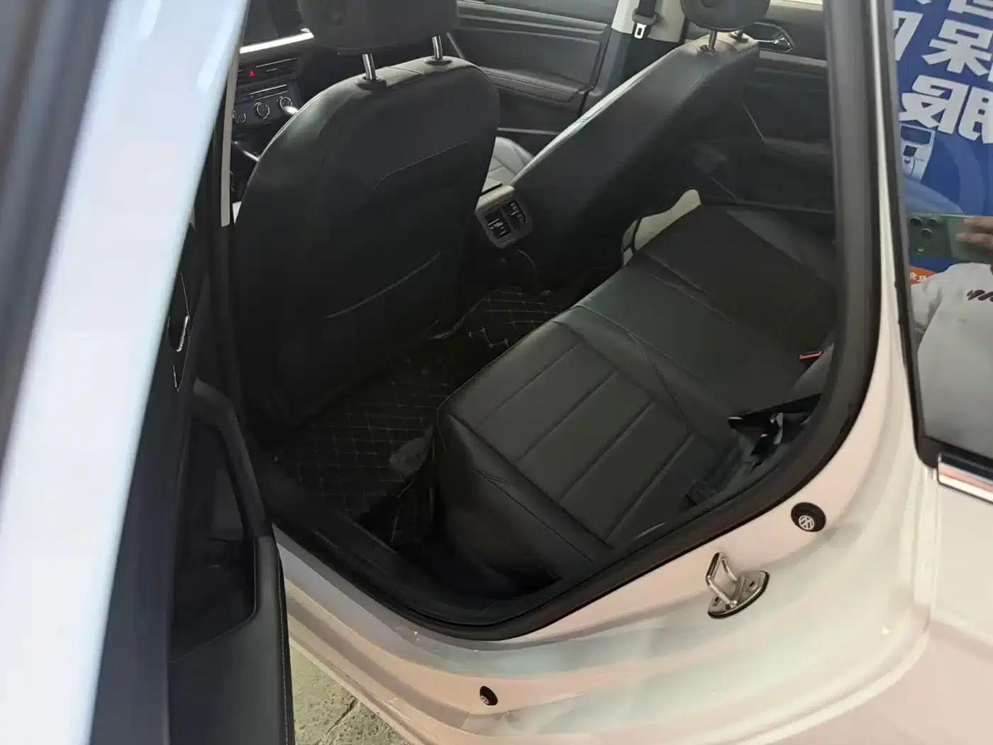 2022 Volkswagen Lavida 1.5L Automatic Comfort Edition — миниатюра 4