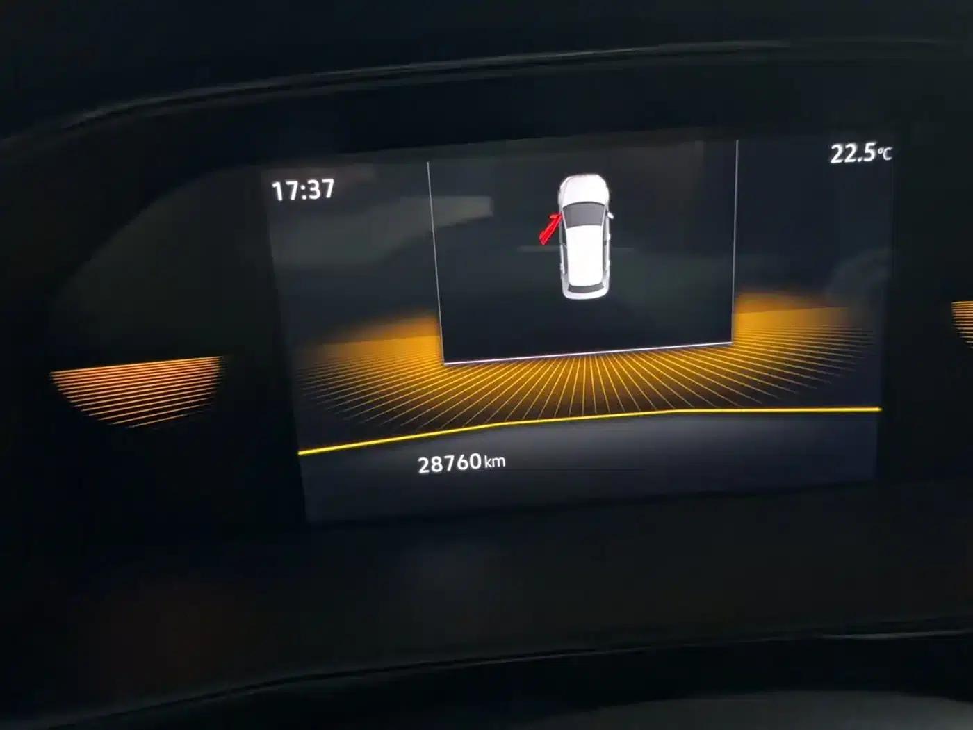 2022 Volkswagen Lavida 1.5L Automatic Comfort Edition — миниатюра 8