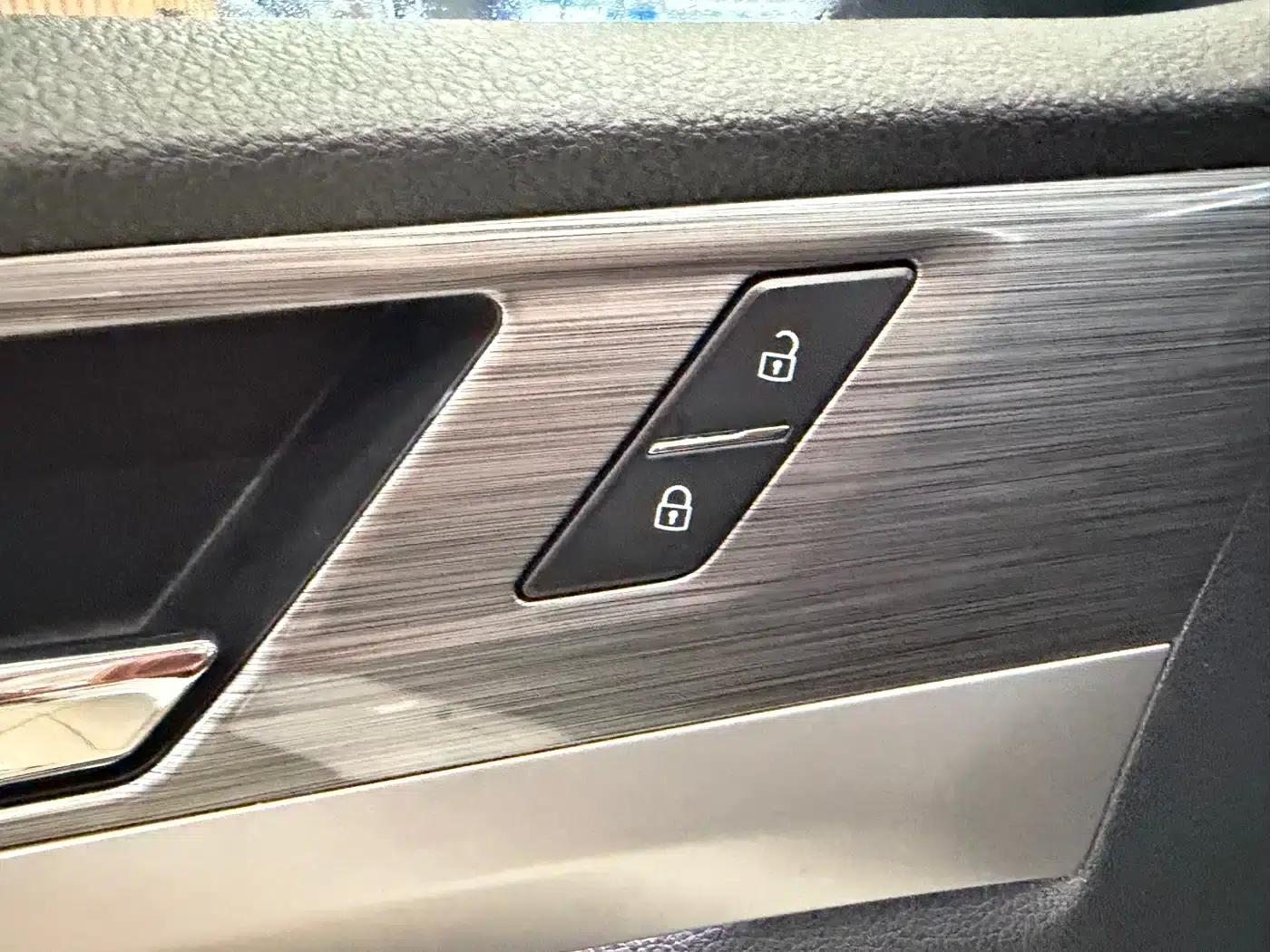 2021 Volkswagen Lavida 280TSI DSG Luxury Edition — миниатюра 14