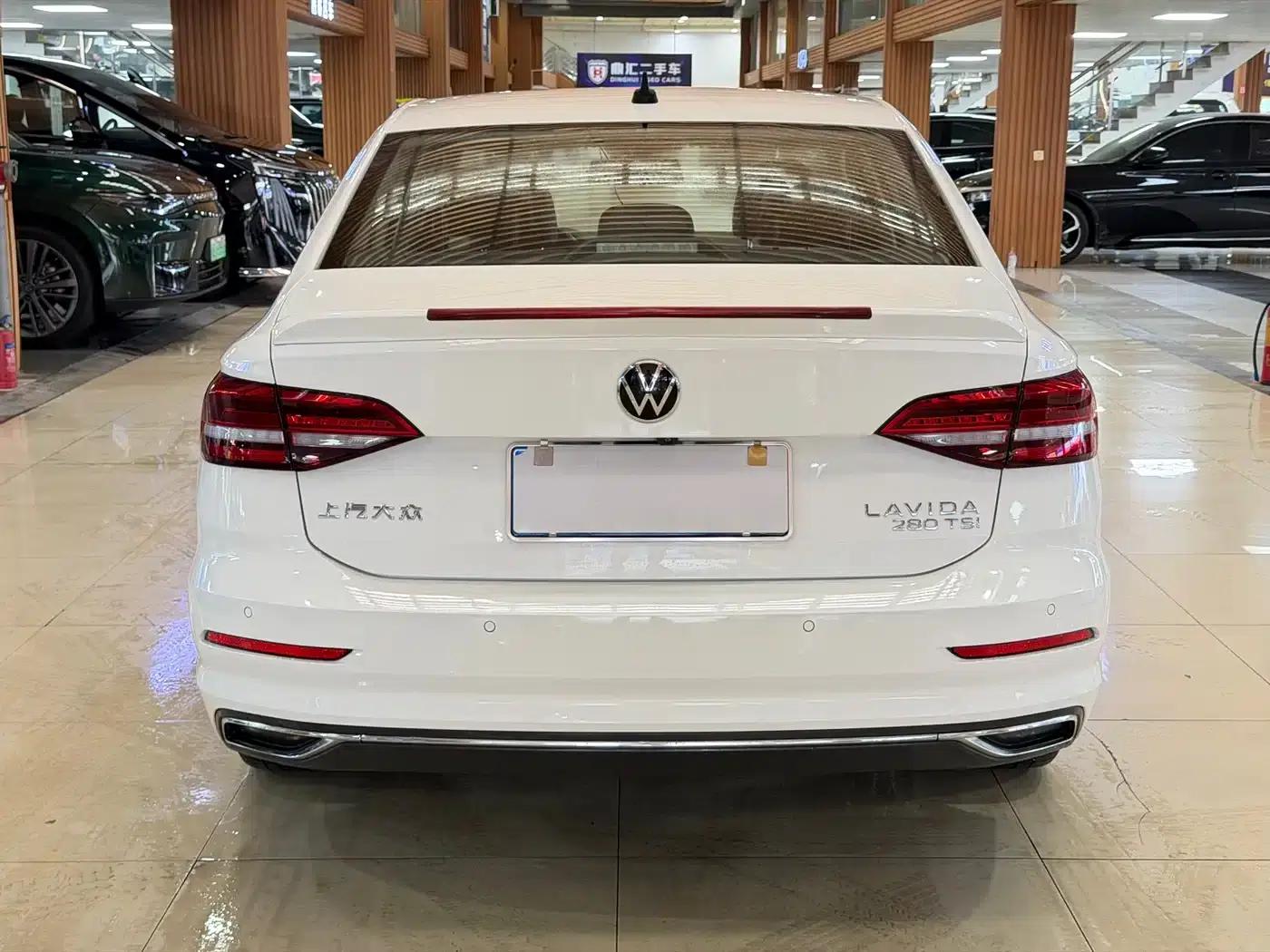 2021 Volkswagen Lavida 280TSI DSG Luxury Edition — миниатюра 19