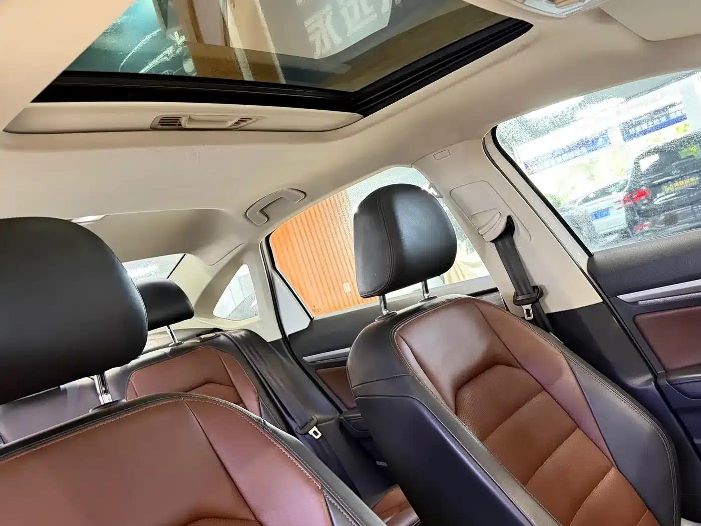 2021 Volkswagen Lavida 280TSI DSG Luxury Edition — миниатюра 10