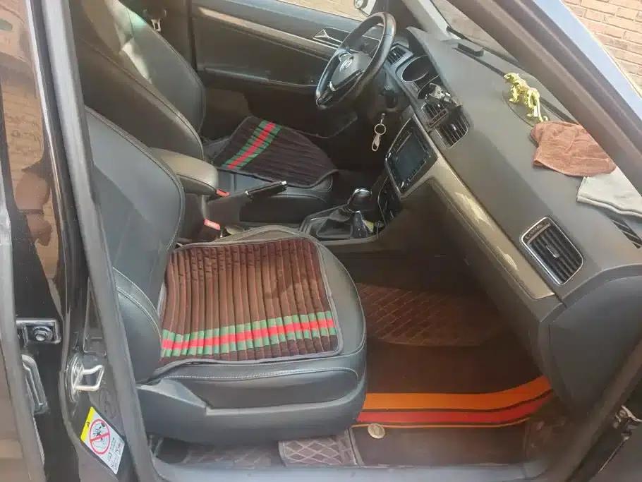 2015 Volkswagen Lavida 1.6L Automatic Comfort Edition — миниатюра 8