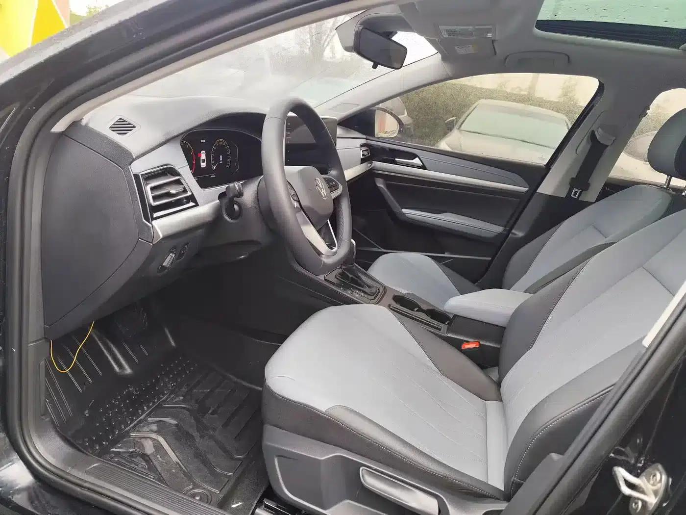 2024 Volkswagen Lavida 1.5L Automatic Starry Sky Five Million Edition — миниатюра 5