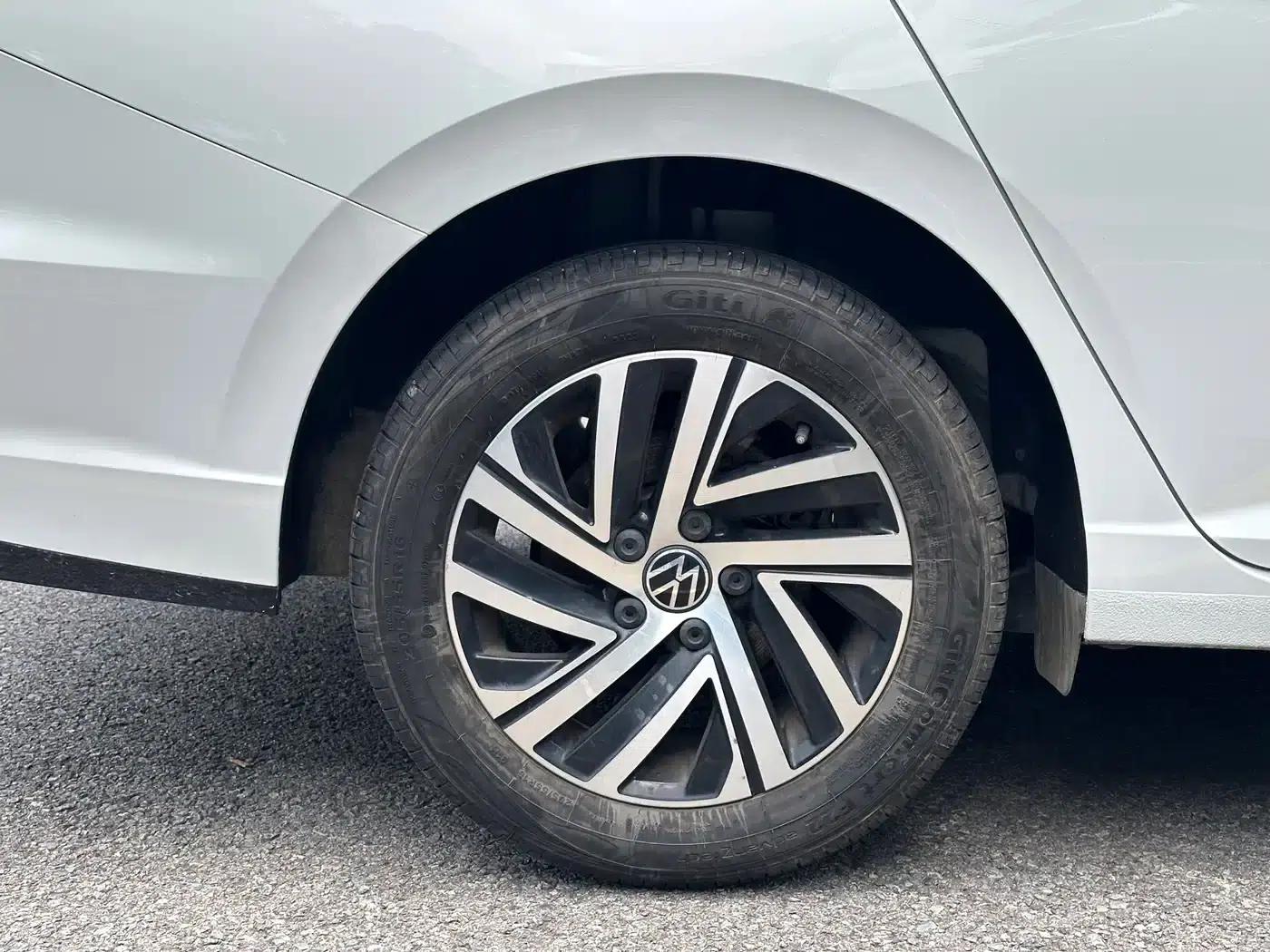 2023 Volkswagen Lavida 300TSI DSG Starry Sky Edition — миниатюра 14