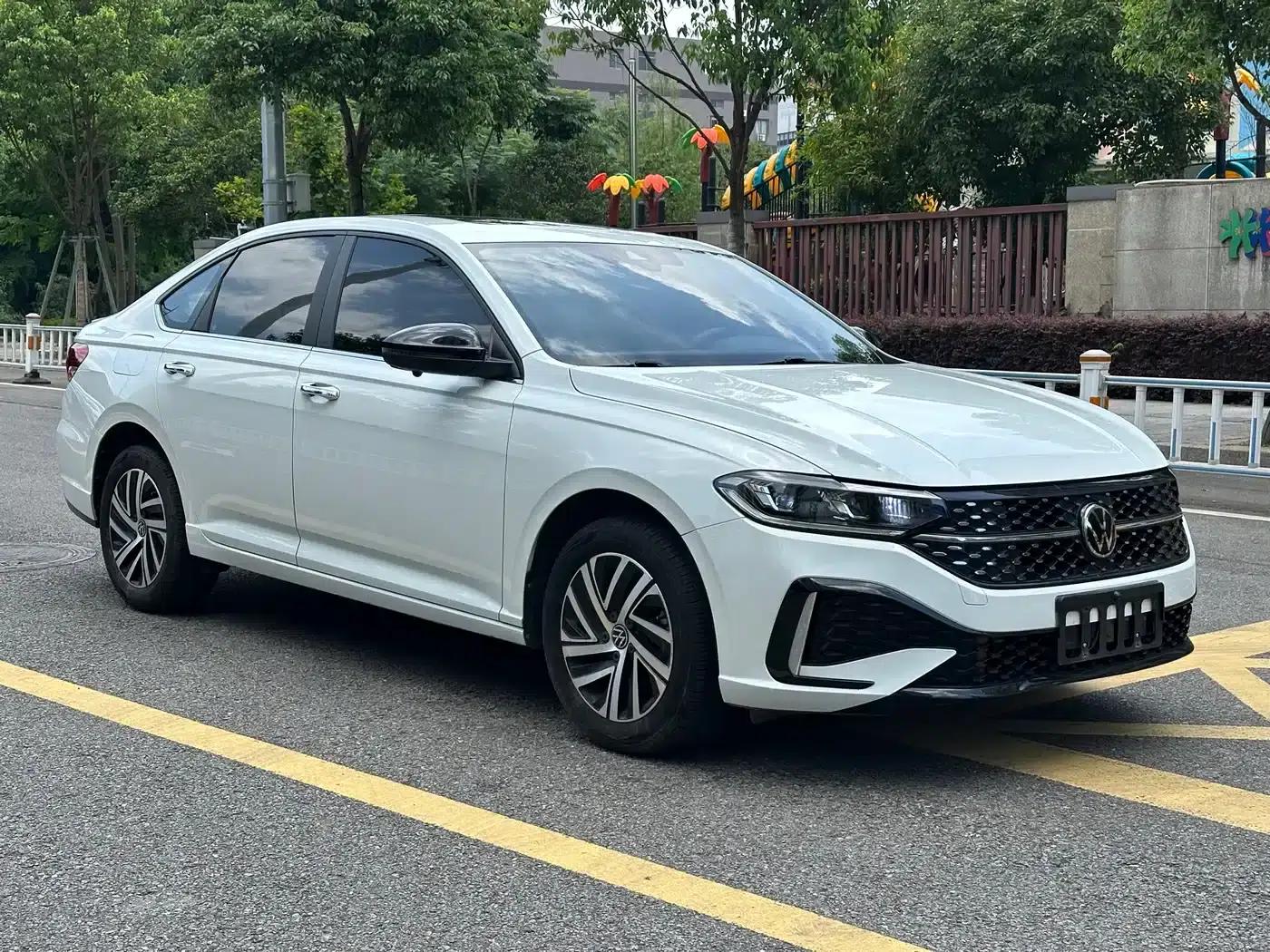 2023 Volkswagen Lavida 300TSI DSG Starry Sky Edition — миниатюра 3