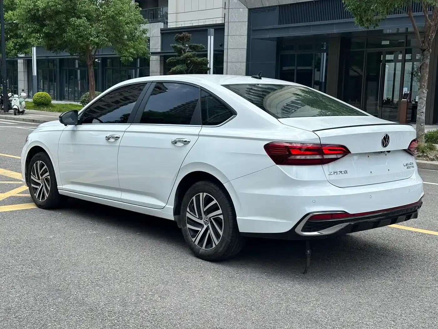 2023 Volkswagen Lavida 300TSI DSG Starry Sky Edition — миниатюра 9