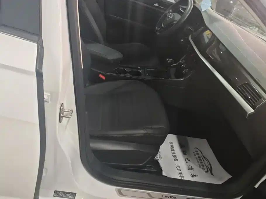 2018 Volkswagen Lavida 1.5L Automatic Comfort Edition (National V Emission Standard) — миниатюра 8