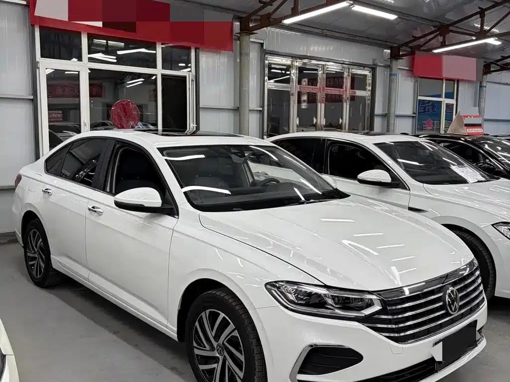 2024 Volkswagen Lavida 1.5L Automatic Five Million Edition — миниатюра 3