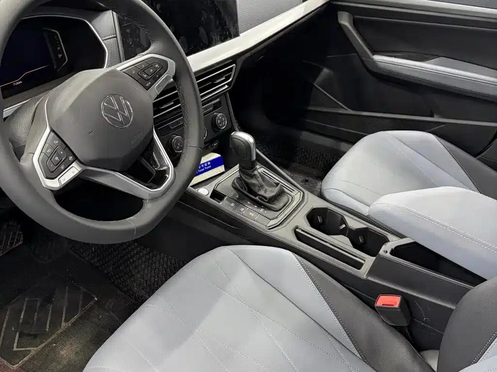 2024 Volkswagen Lavida 1.5L Automatic Five Million Edition — миниатюра 4