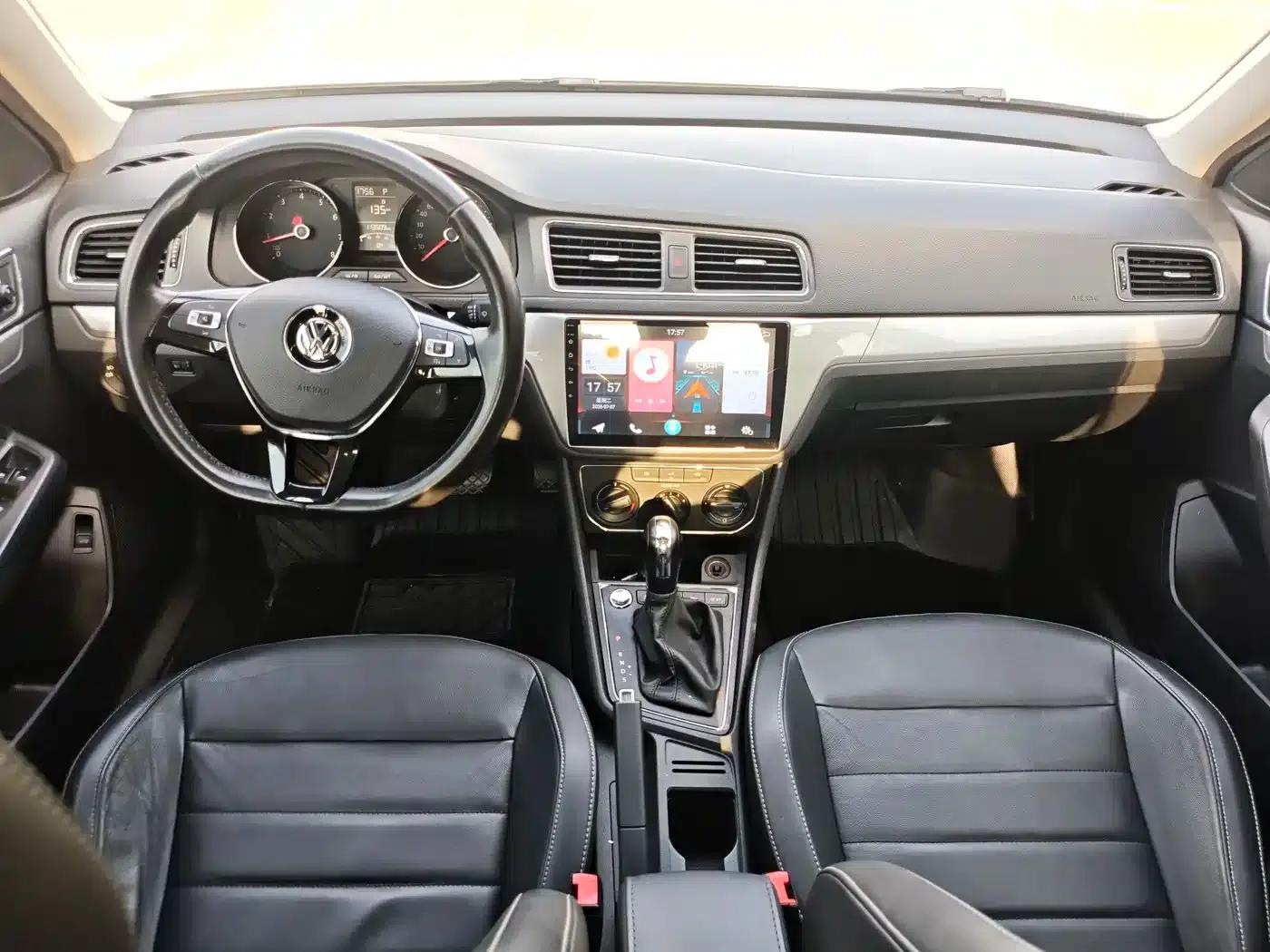 2017 Volkswagen Lavida 1.6L Automatic Comfort Edition — миниатюра 7