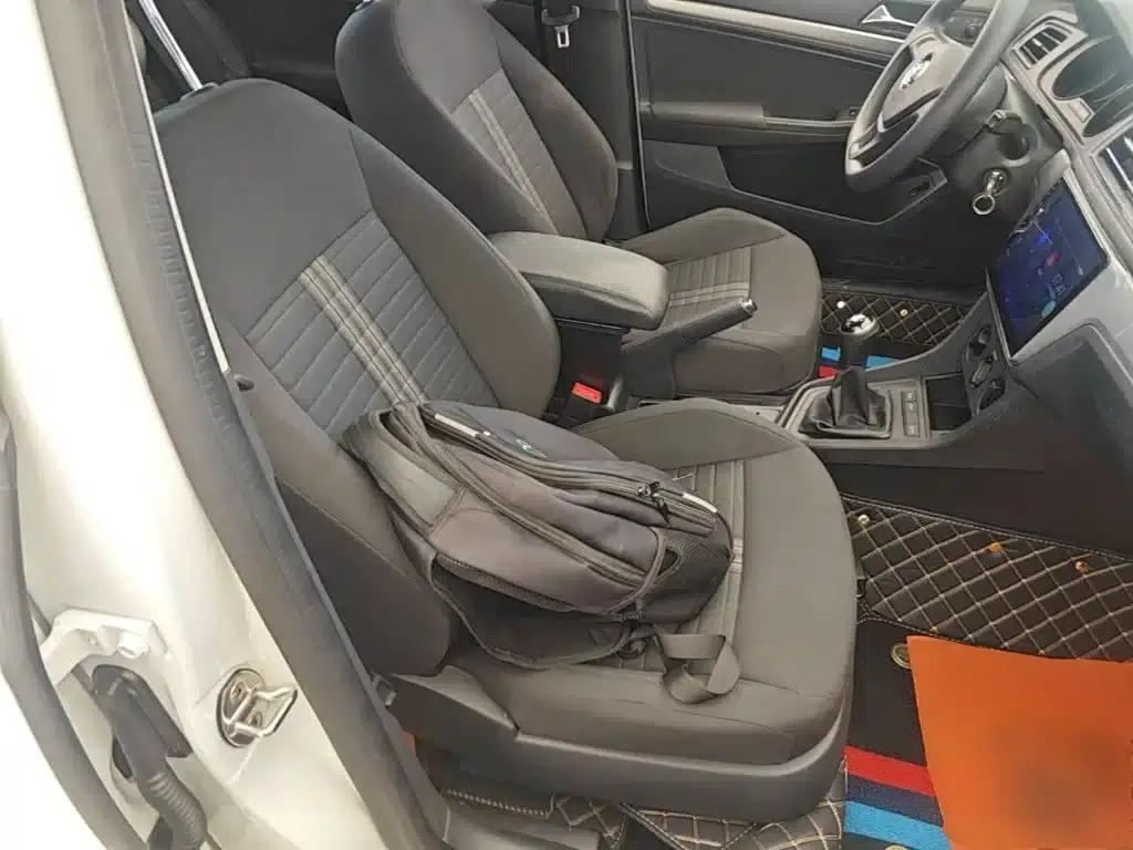 2019 Volkswagen Lavida, Lavida Start-up 1.5L Manual Fashion Edition (National VI Emission Standard) — миниатюра 25