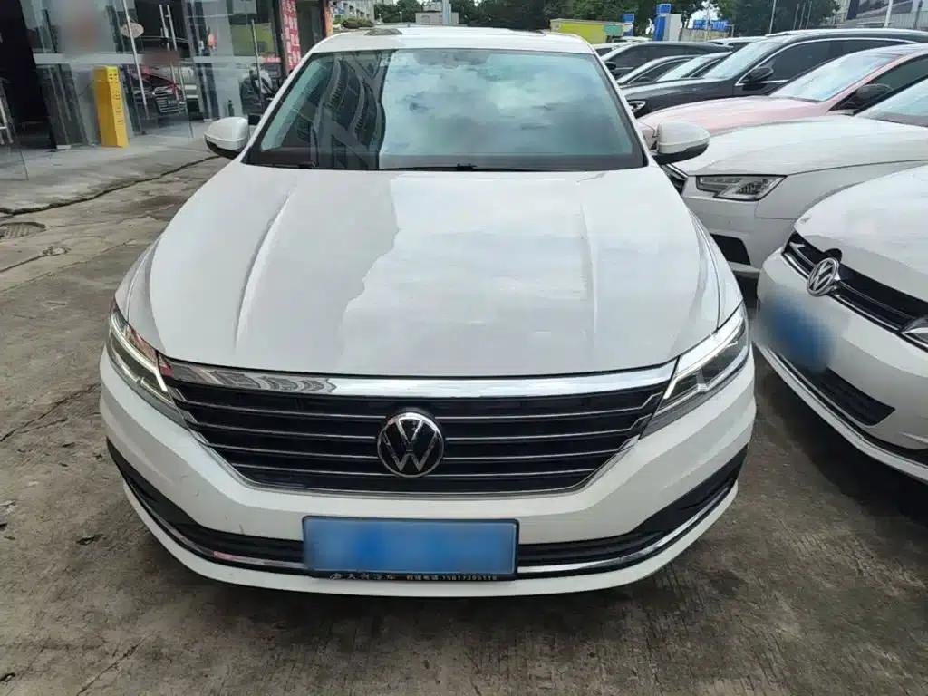 2021 Volkswagen Lavida 280TSI DSG Comfort Edition — миниатюра 3