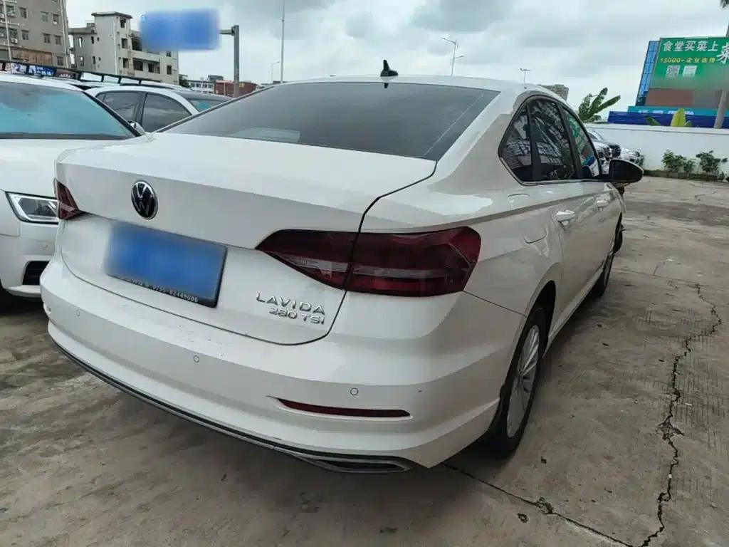 2021 Volkswagen Lavida 280TSI DSG Comfort Edition — миниатюра 7