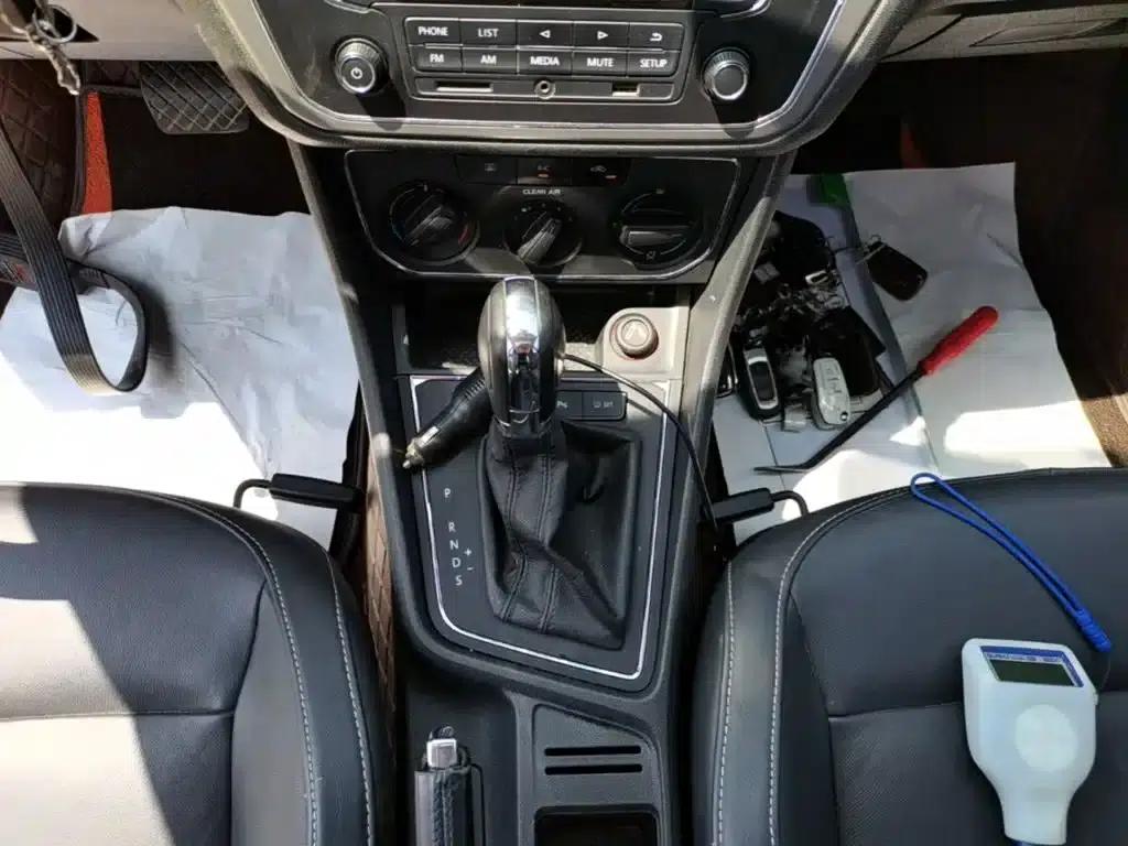 2015 Volkswagen Lavida 1.6L Automatic Comfort Edition — миниатюра 14