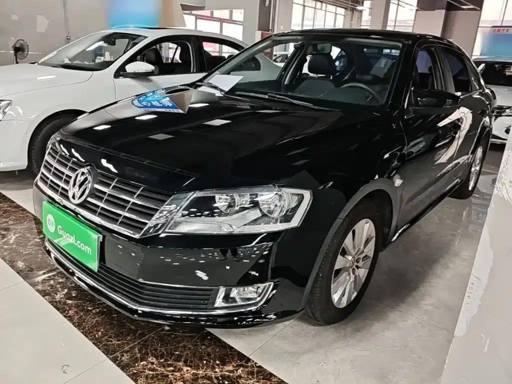 2013 Volkswagen Lavida Classic Facelift 1.6L Automatic Comfort Edition — миниатюра 1