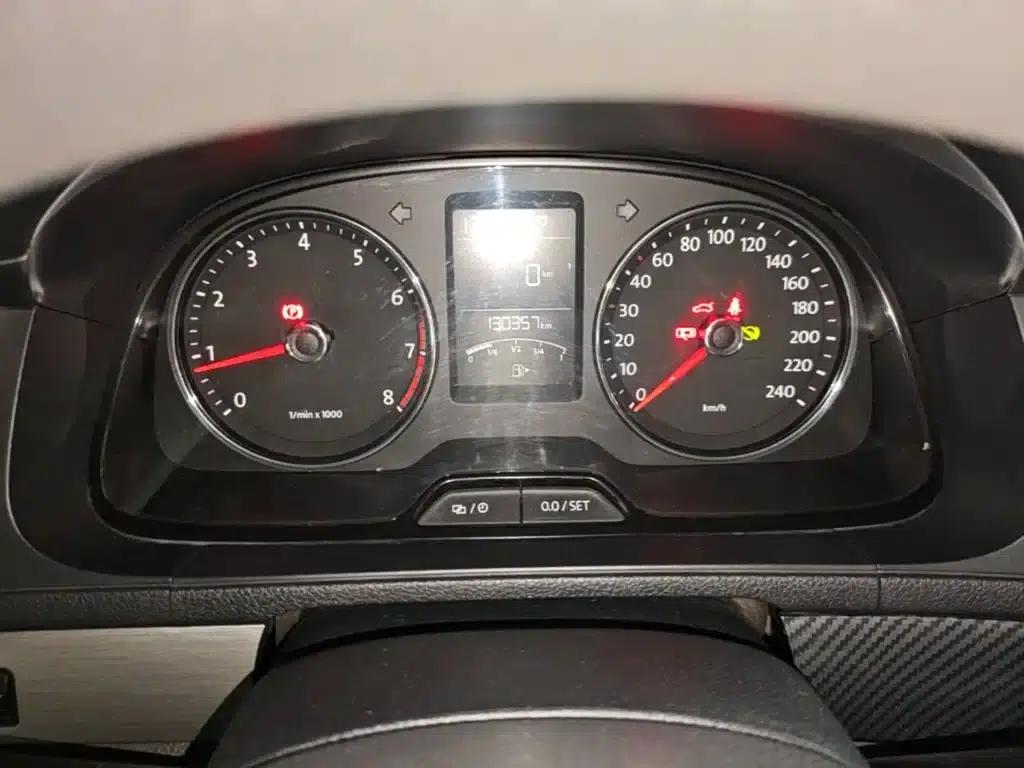 2013 Volkswagen Lavida Classic Facelift 1.6L Automatic Comfort Edition — миниатюра 12
