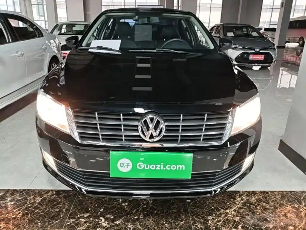 2013 Volkswagen Lavida Classic Facelift 1.6L Automatic Comfort Edition — миниатюра 3