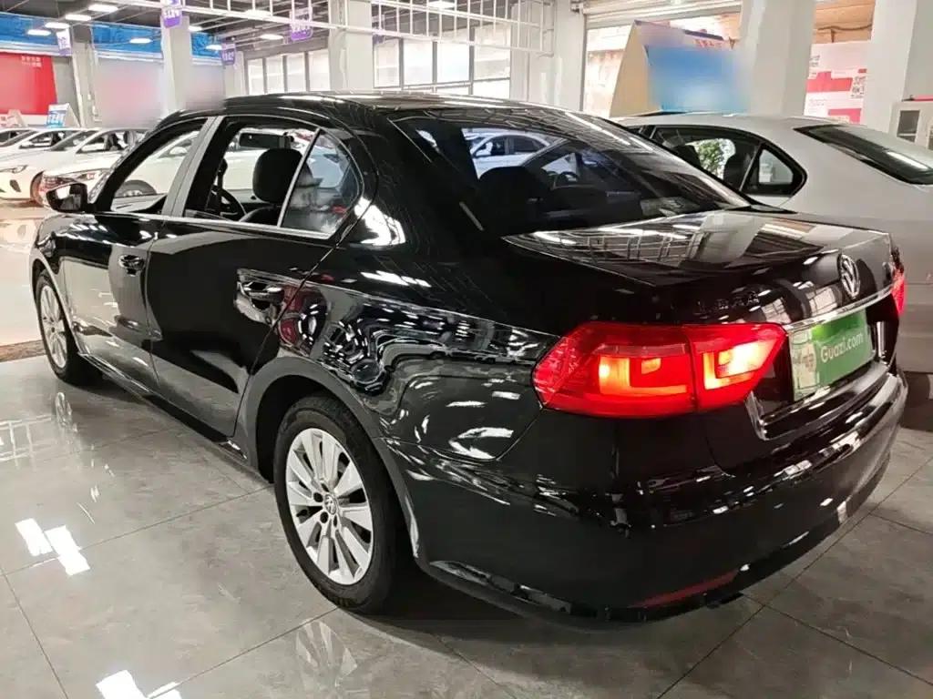 2013 Volkswagen Lavida Classic Facelift 1.6L Automatic Comfort Edition — миниатюра 5