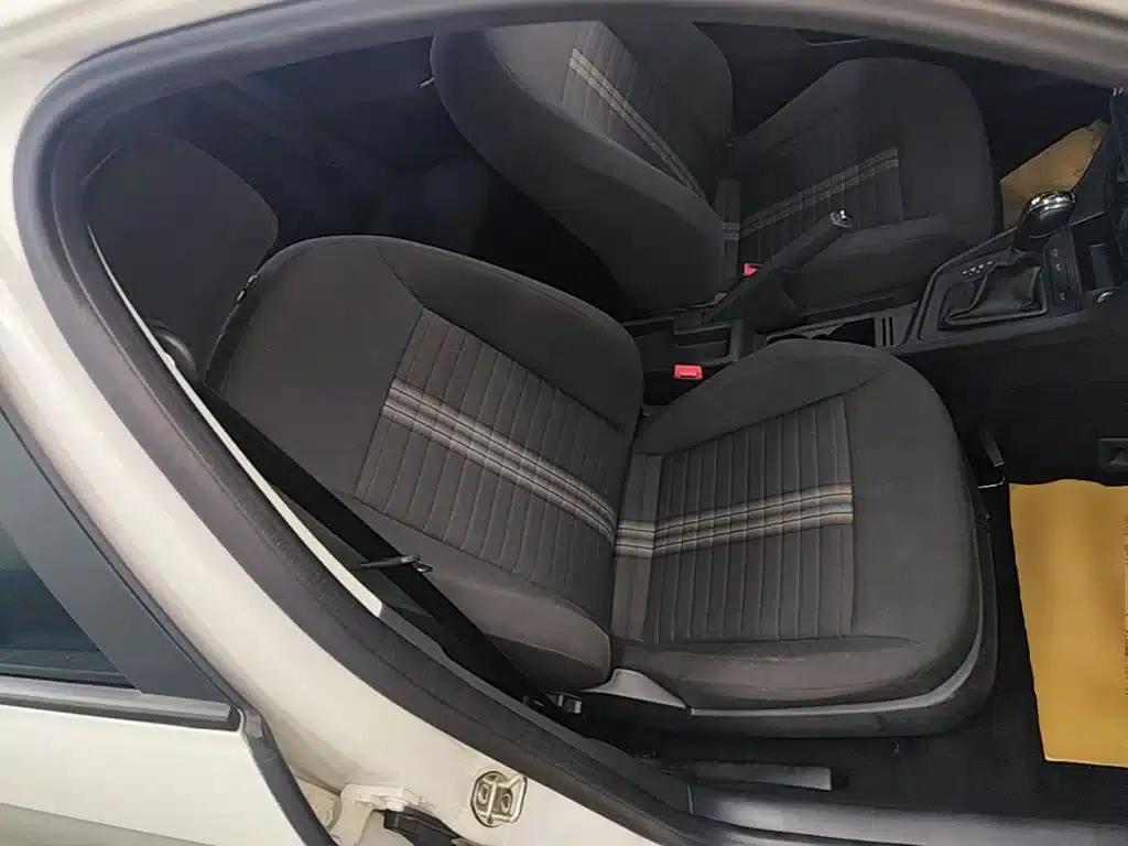 2019 Volkswagen Lavida, Lavida Qihang 1.5L Automatic Fashion Edition (National VI Emission Standard) — миниатюра 25
