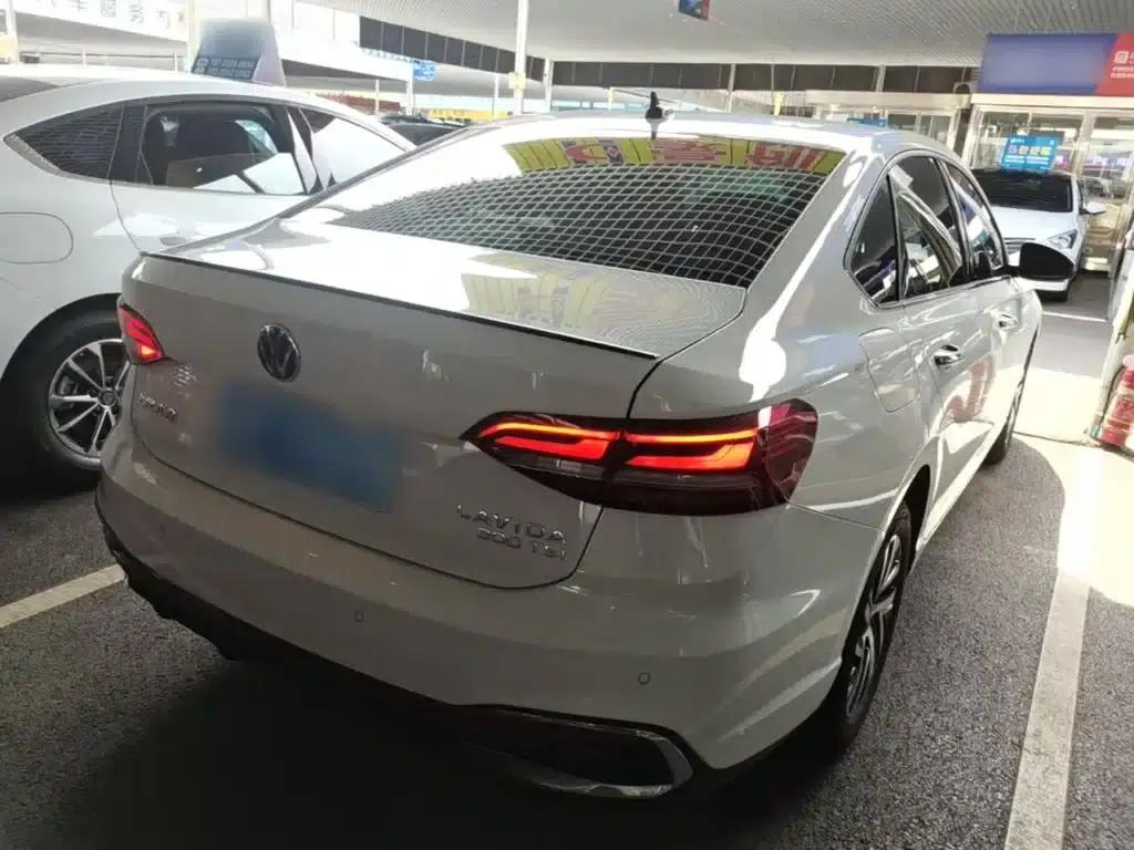 Lavida 2024 300TSI DSG Starry Sky Leading Edition — миниатюра 7