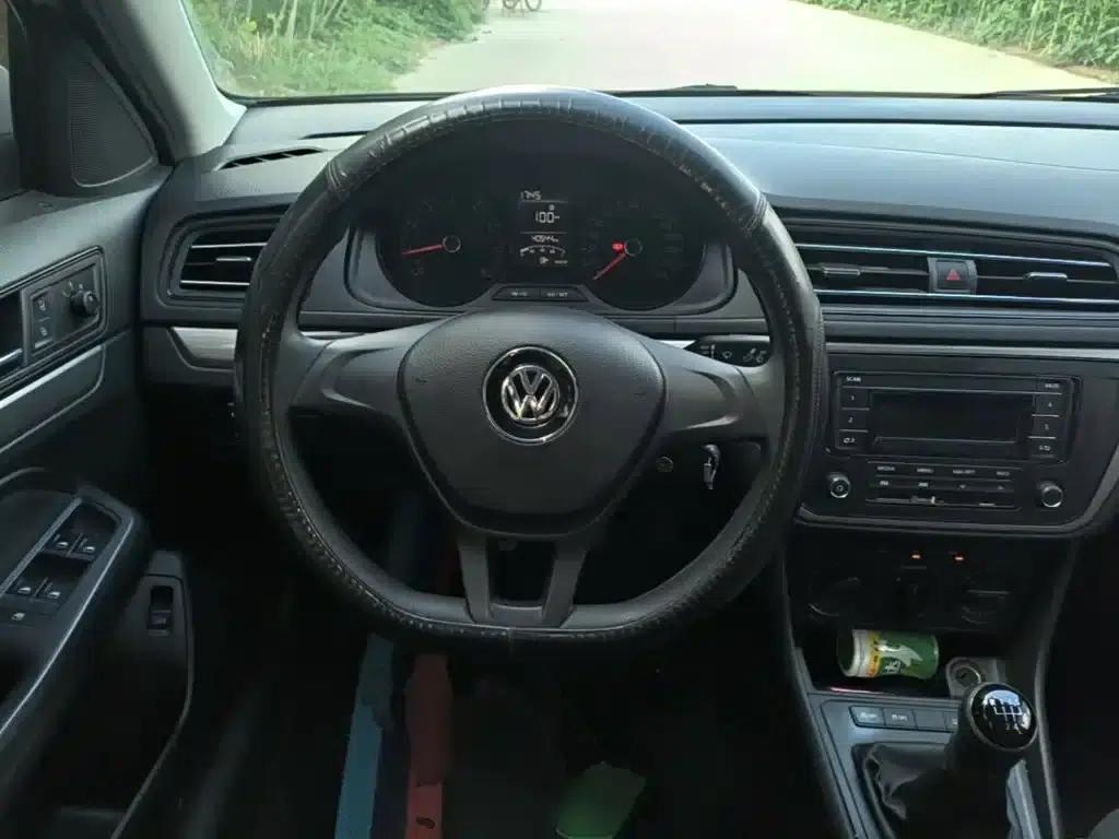 2019 Volkswagen Lavida, Lavida Start-up 1.5L Manual Fashion Edition (National VI Emission Standard) — миниатюра 11