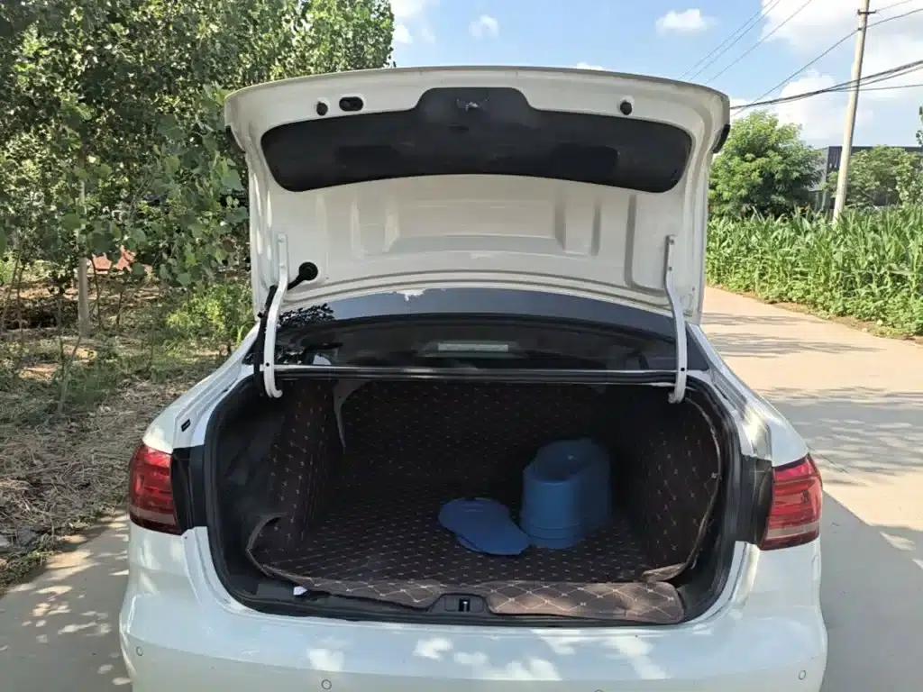 2019 Volkswagen Lavida, Lavida Start-up 1.5L Manual Fashion Edition (National VI Emission Standard) — миниатюра 19