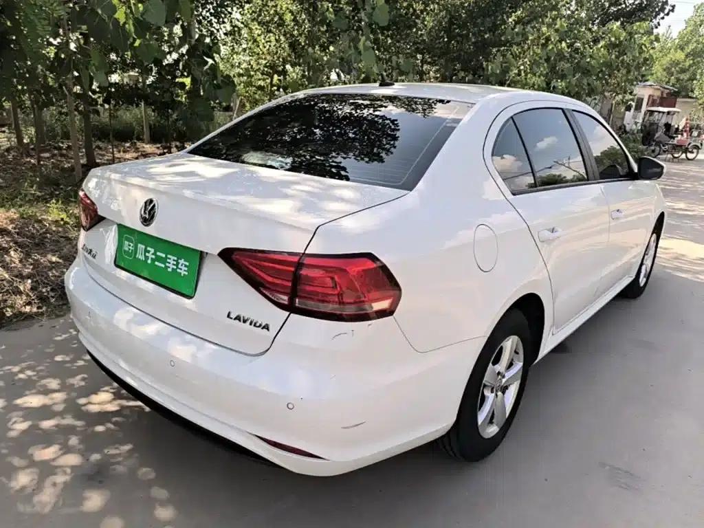 2019 Volkswagen Lavida, Lavida Start-up 1.5L Manual Fashion Edition (National VI Emission Standard) — миниатюра 7